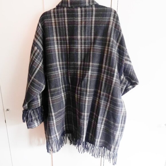 Wool Blend Fringed Shirt Jacket - Picture 8 of 13